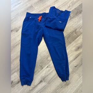 Figs Blue Set - Size L Catarina Top And Zamora Jogger Bottom